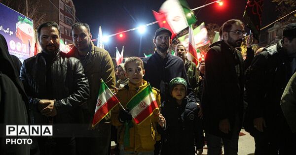 خروش شبانه کرمانشاه در عشق به ایران