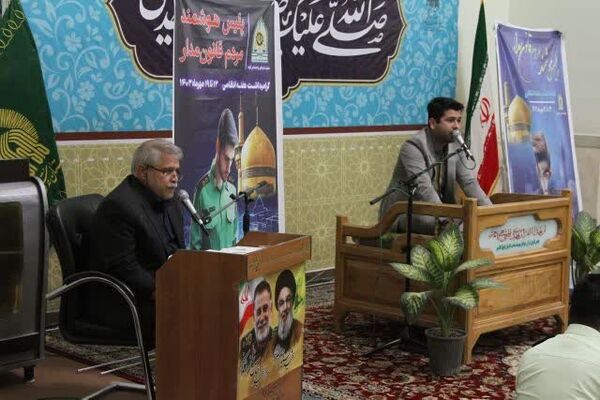  محفل انس با قرآن کریم در زیارتگاه شهید مدرس (ره)