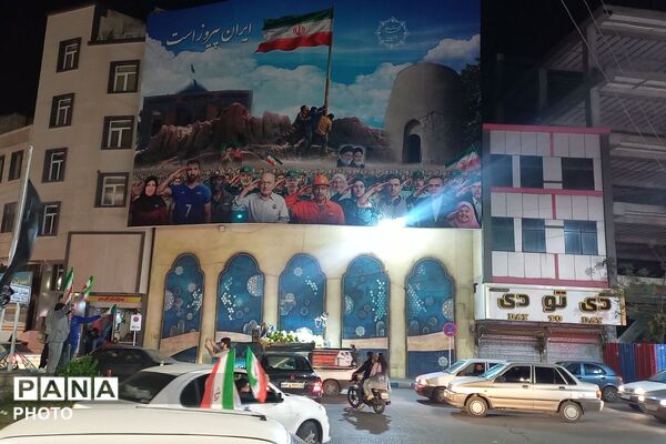 مردم شجاع وحیدیه میدان را خالی نمی‌گذارند 