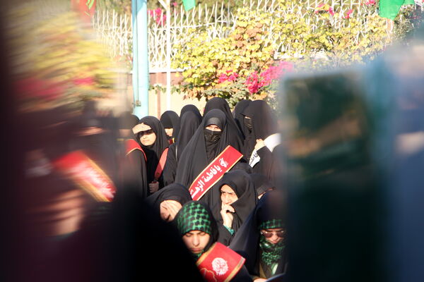 مراسم استقبال ار هفت شهید گمنام در یزد 