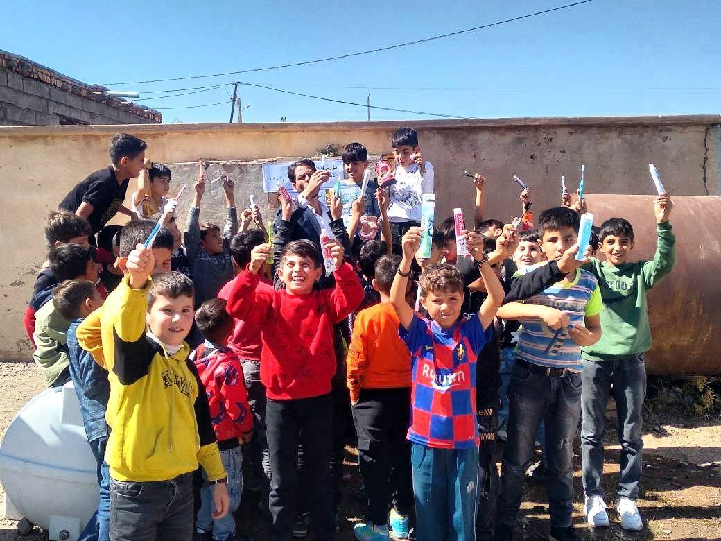 هر دانش‌آموز یک مسواک