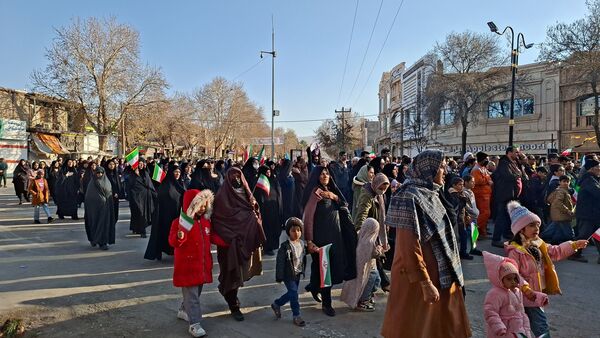 اجتماع بزرگ مردم شهرستان سملقان در محکومیت ناآرامی‌های اخیر