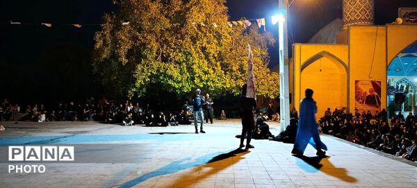 تئاتر «فریادِ بی‌پناهی‌ها»؛ روایتی از شام غریبان در زهوکی