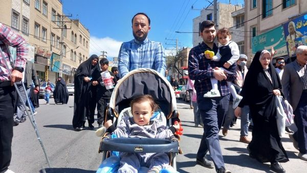 خروش مردم روزه‌دار و انقلابی ملارد در راهپیمایی روز قدس 