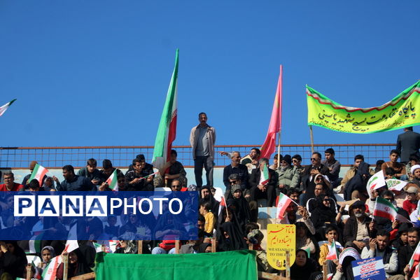 شکوه حضور مردم بوشهر در راهپیمایی ۲۲ بهمن