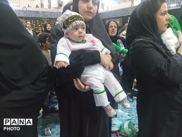 همایش بزرگ شیرخواران حسینی در قروه