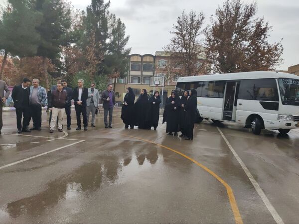 بازدید کارشناسان فحک از هنرستان فلسطین