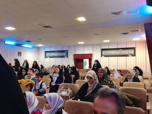 مراسم باشکوه دهه فجر و نیمه شعبان  در سالن مهر تابان نیشابور 