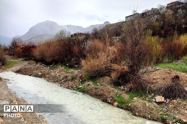 بارش شدید  باران بهاری و اب گرفتگی معابر شهر بار