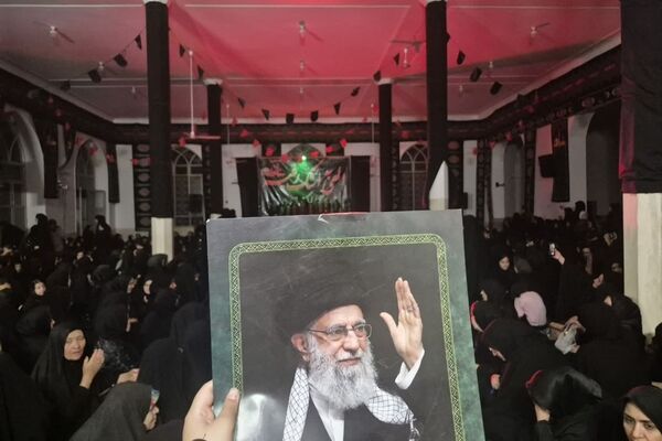 سفره‌داران کوچک میهمانان بزرگ اربعین در شهر جعفریه