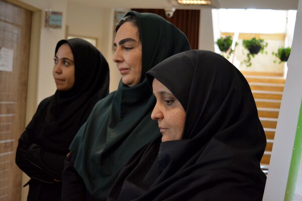 برای اولین‌بار برگزاری کافه ۵۷ در دبیرستان‌ نمونه دولتی ولایت بهارستان‌دو