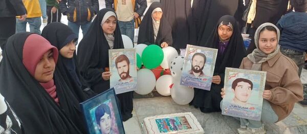 آیین چراغ برات در مزار شهیدان خلیل آباد 