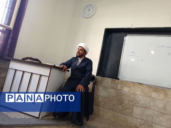 گفتمان دینی در دبیرستان دخترانه فاطمیه کاشمر