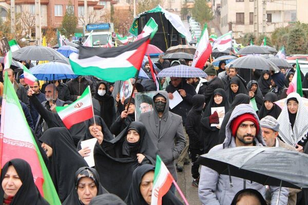 حضور حماسی مردم شهرستان پردیس در راهپیمایی روز قدس با وجود بارندگی