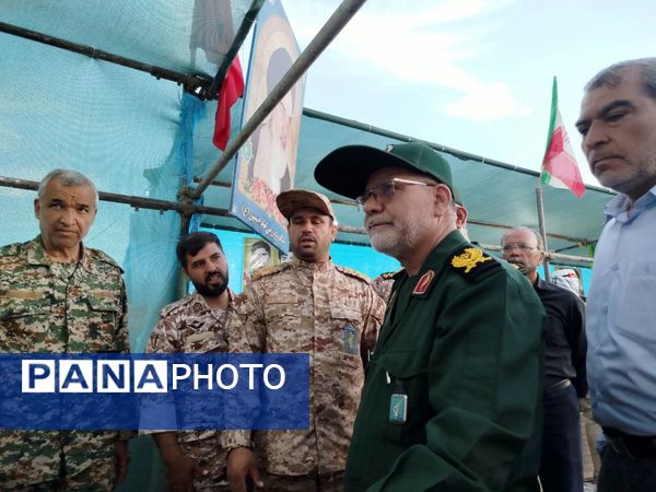 بازدید مشاور فرمانده سپاه امام رضا (ع) از دومین کنگره ملی شهید مدرس (ره) 