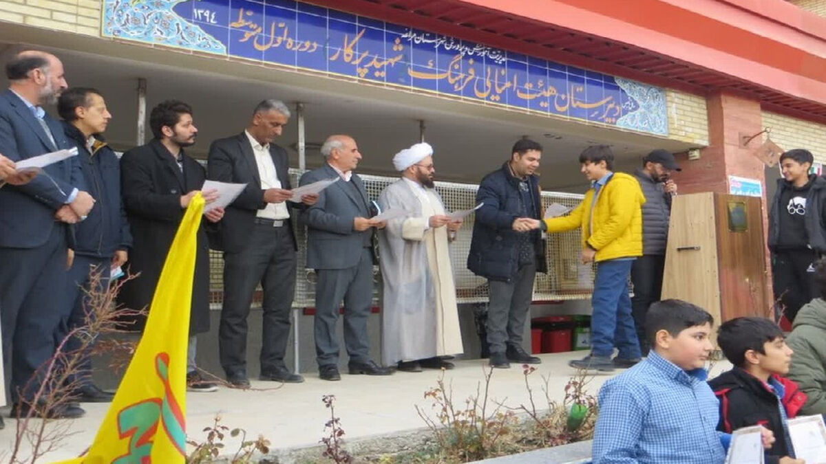دانش‌آموزان، معماران تمدن نوین در عصر دیجیتال هستند