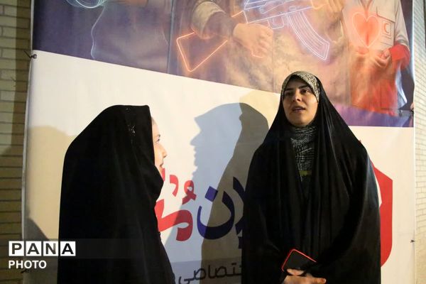 برگزاری کارگاه خبرنگاری در موکب نوجوان مبارز