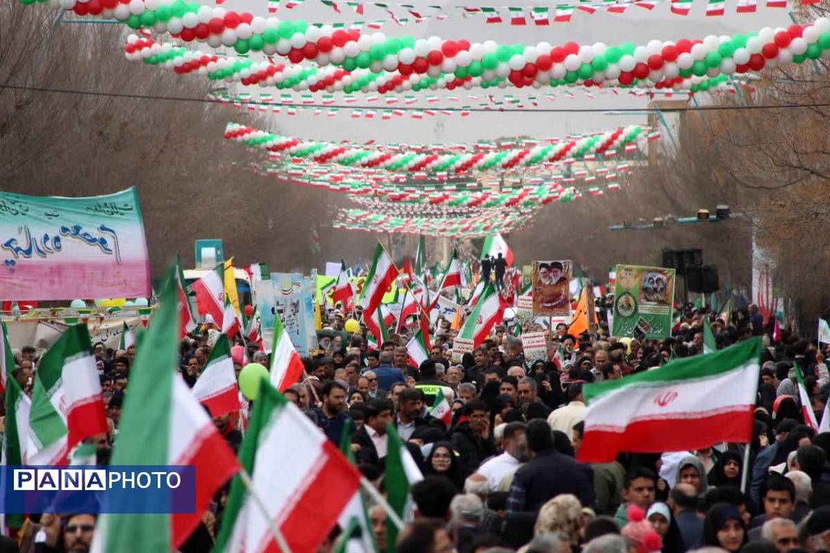 مردم غیرتمند یزد بار دیگر صحنه‌ای از همبستگی ملی را رقم زدند