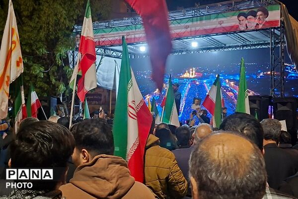 سی شب کنار هم در تجمعات خونخواهی رهبر شهید