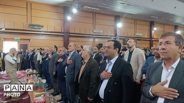 جشن روز معلم با حضور معاون پرورشی و فرهنگی وزیر آموزش و پرورش