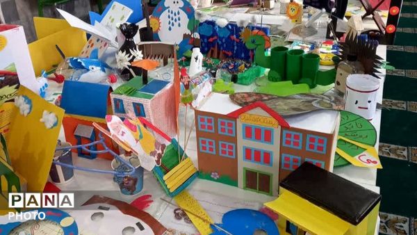 نمایشگاه جابربن‌ حیان در دبستان پسرانه فرهنگیان ۱