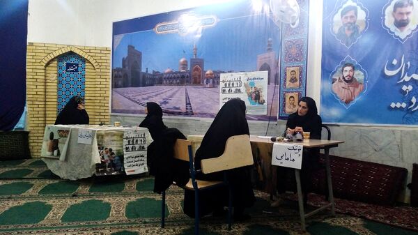 میزخدمت رایگان به‌مناسبت روز پرستار در ماهدشت‌ کرج