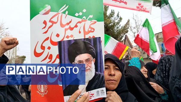 راهپیمایی یوم الله ۲۲ بهمن ماه امسال پررنگ تر از همیشه در شهر نیشابور 