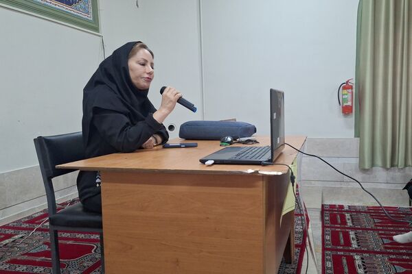 دومین جلسه آموزش خانواده در دبیرستان پویش