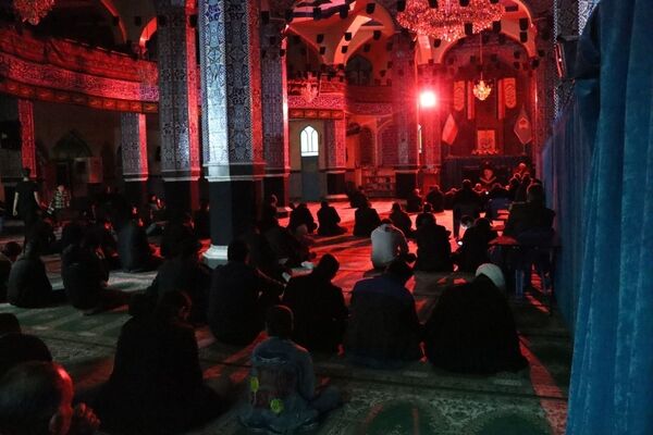 اجتماع عزاداران رهبر انقلاب در مسجد جامع شهرستان کوهبنان
