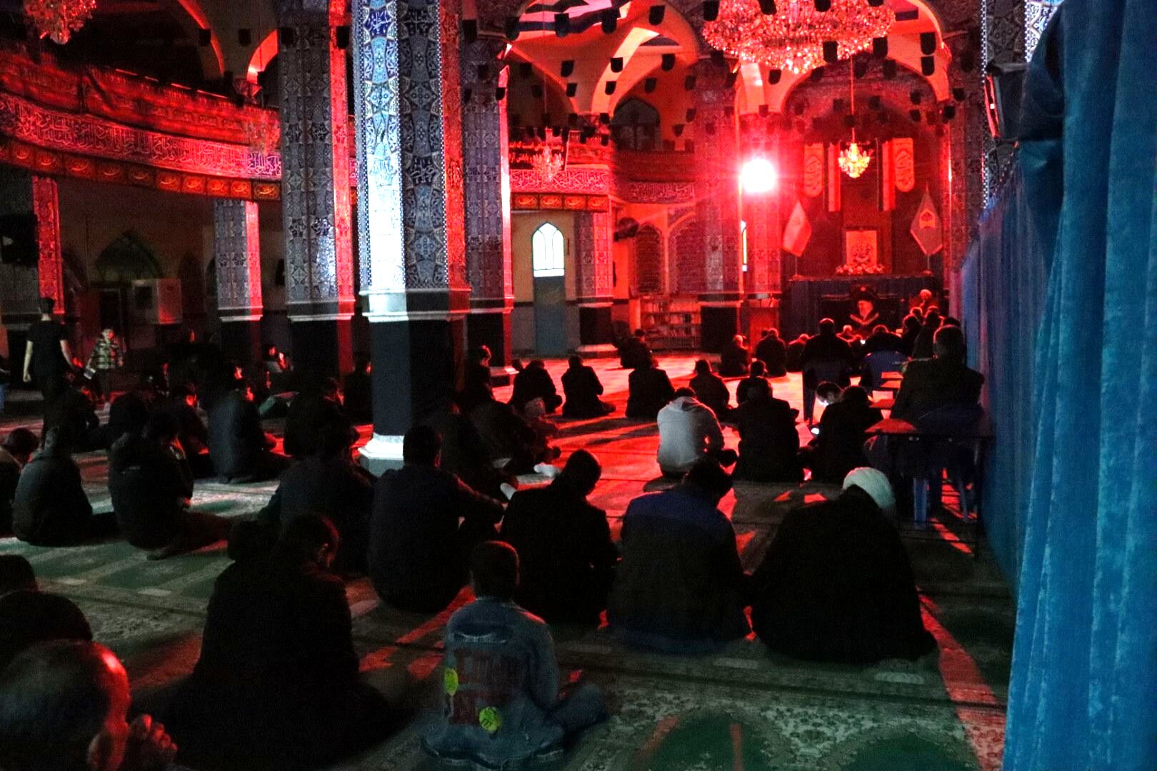 اجتماع عزاداران رهبر انقلاب در مسجد جامع شهرستان کوهبنان