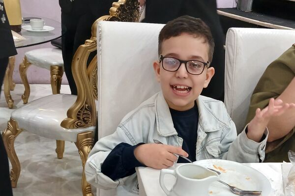 برگزار ضیافت افطاری ویژه دانش آموزان آموزشگاه استثنایی تاج الملوک ثلاث شهرستان ملارد 