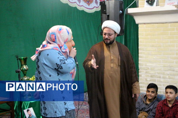  روز دوم اعتکاف دانش‌آموزی دانه‌های امید