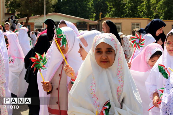  آغاز جشن بندگی دانش‌آموزان  شهرستان نظرآباد 