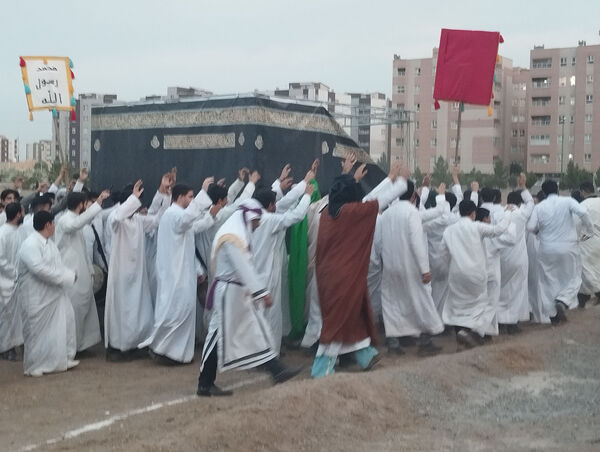 نمایش بازسازی واقعه غدیر در شهر پردیسان