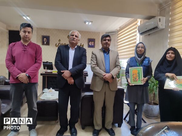 آیین تجلیل و تقدیر از دانش آموزان  خبرنگار خبرگزاری پانا ناحیه۳
