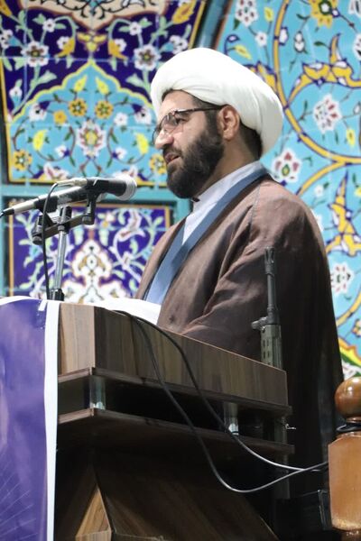 اقامه نماز جمعه قروه به امامت حجت‌الاسلام عابدین رستمی