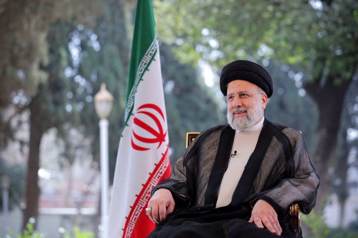 تلاش و خستگی‌ناپذیری در راه اعتلا و پیشرفت کشور از مکارم اخلاقی شهید آیت‌الله رئیسی بود