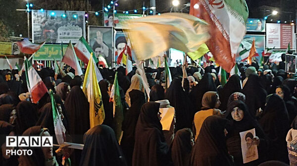 پنجاه و دوشب اقتدار،وفاداری وایستادگی