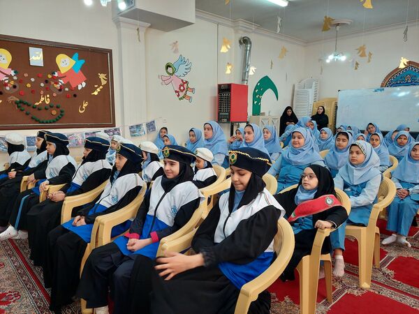 مراسم افتتاحیه سفیران سلامت در دبستان بهار دانش مشهد