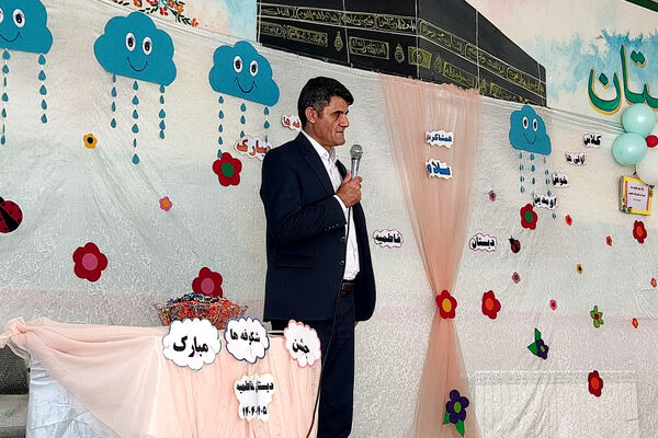 غنچه‌های امید در آغوش دبستان فاطمیه لردگان