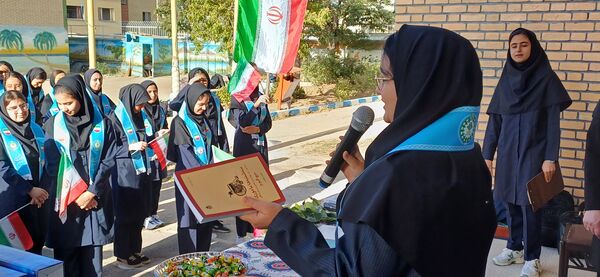 زنگ مهر با طنین مقاومت در دبیرستان دارالفنون 