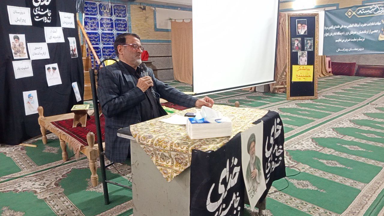 ضیافت افطاری دبیرستان پیرایش در شب اول قدر 
