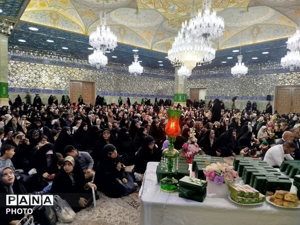برپایی آیین «شکوه مادری» در قم