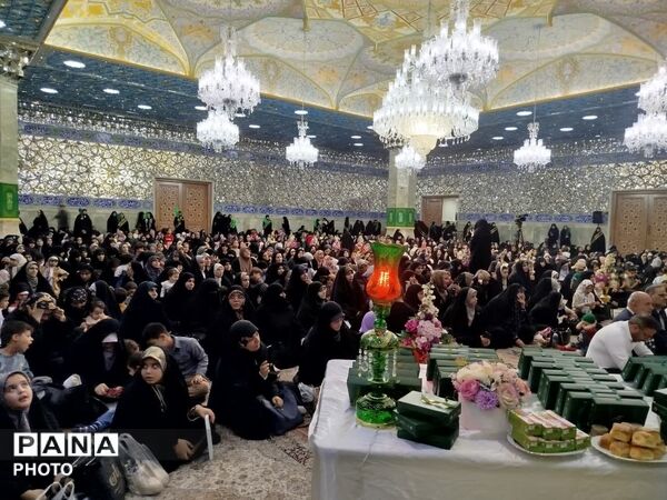 برپایی آیین «شکوه مادری» در قم