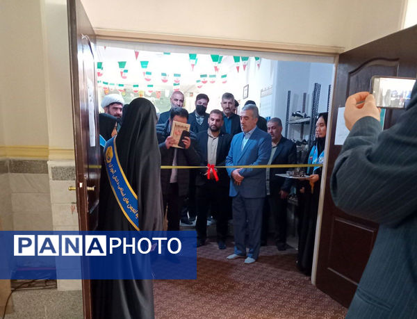 حال و هوای نمایشگاه مدرسه انقلاب در شهر جعفریه قم