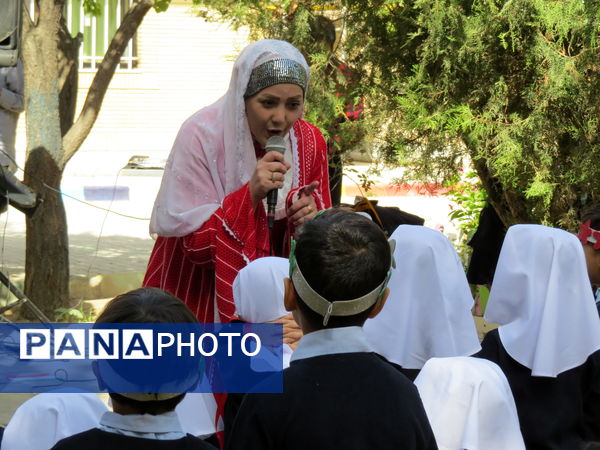 جشن غنچه‌ها در شهرستان بجنورد