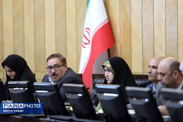 نشست فراکسیون محیط زیست مجلس به مناسبت هفته معلم