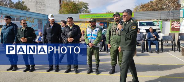 آشنا شدن دانش‌آموزان مدرسه فرزانگان با انواع آسیب‌های اجتماعی 