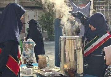قلب‌هایی پُر از مهر در شروع مهر به یکدیگر گره خوردند