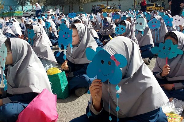 برگزاری زنگ آب در دبستان دخترانه کوثر دو ملارد
